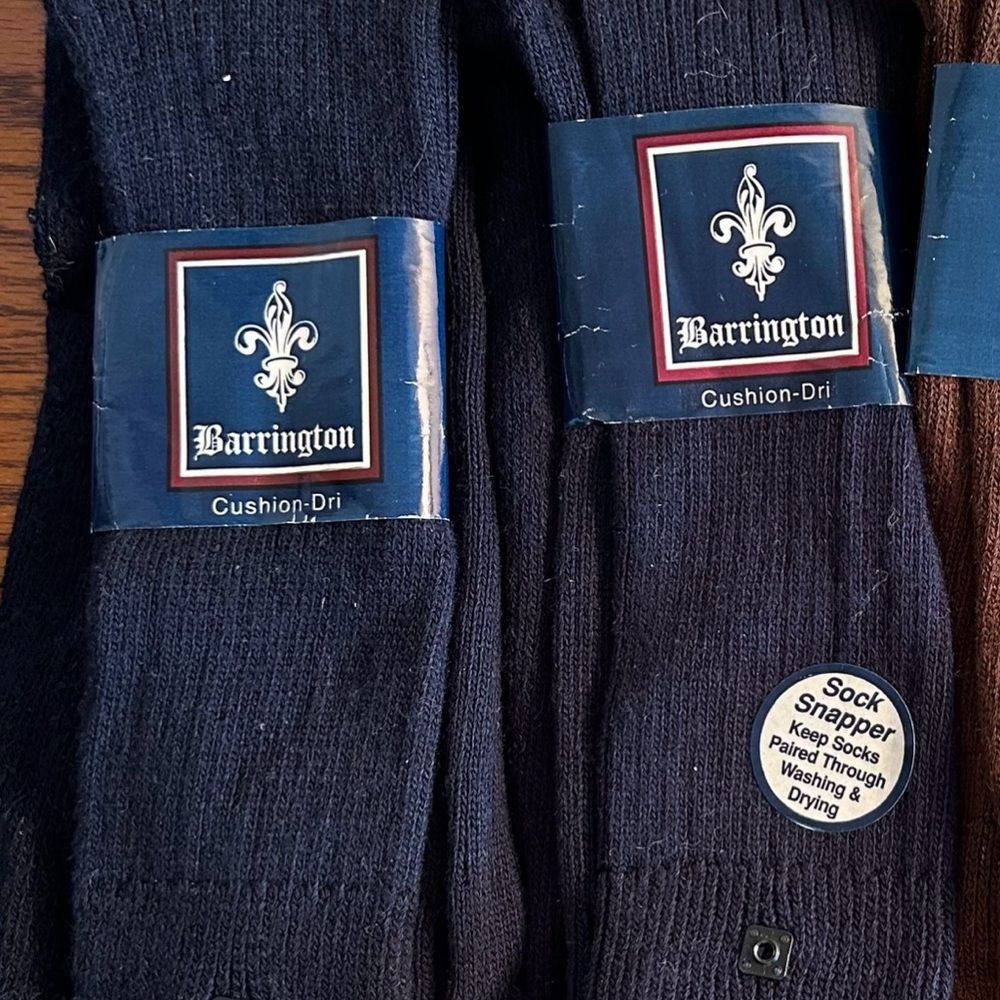 NWT 2 Pairs VINTAGE SEARS BARRINGTON SOCKS with sock keeper snaps